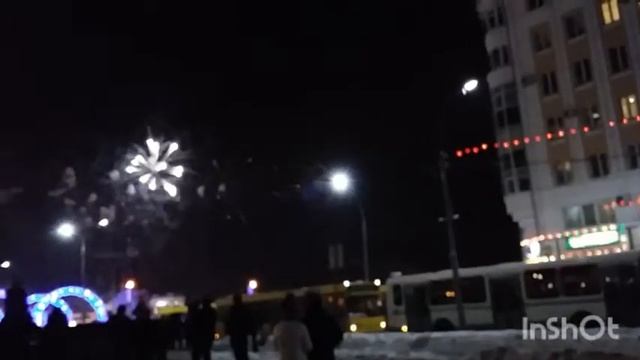 Саранск 31декабря. Салют на Советской площади.