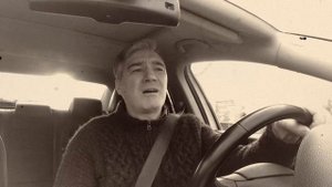 Признайся мне , Музыка: Артур Гольд Слова: Впервые  песня была исполнена  Петром Лещенко.