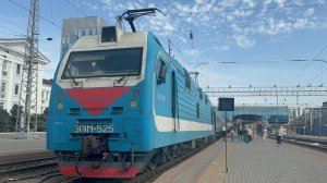 Отправление электровоза ЭП1М-525 с поездом №141 Симферополь — Пермь с мега приветствием от машинист