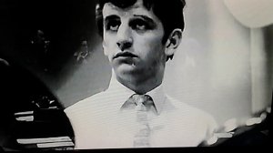 The Beatles - Love Me Do (1962)