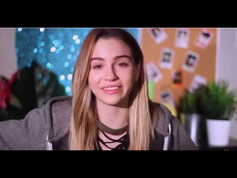 Марьяна Ро спалилась! Ззади !! КАПЕЦ СМОТРИ НА ЗАДНИЙ ФОН! смотреть онлайн