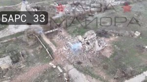 БАРС-33 расковырял пункт дислокации противника и поджёг его
