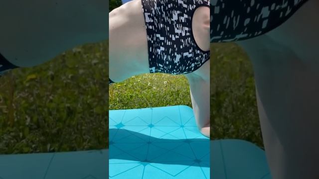 Лучшее упражнение для тонкой талии и плоского живота! #shorts #женскоездоровье #йогадляженщин