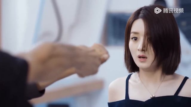 Movie！部門經理強制開除的灰姑娘真實身份竟是董事長的未婚妻，下秒董事長親自哄她回去上班！#你和我的倾城时光 #最新電影 #大陸電影 #職場電影