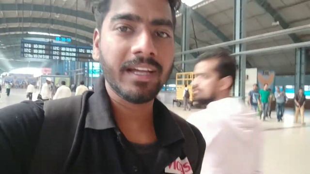 Travel Mumbai Metro And Mumbai Local Train | Gate Way Of India | #mumbai🚆