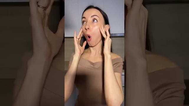 Девочки, согласитесь, что каждая хочет очерченный угол молодости? Тогда скорее смотри это видео☝