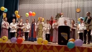 У меня квашня по избе пошла