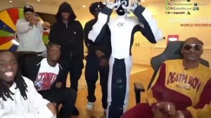 Робот затусил со Снуп Догом 😎 

...или Снуп Дог с роботом.