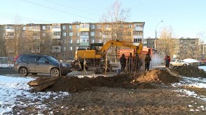 (Рыбинск-40) КОММУНАЛЬНАЯ АВАРИЯ НА УЛИЦЕ ВОРОШИЛОВА