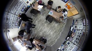 Демо видео с IP камеры HIKVISION DS 2CD2942F