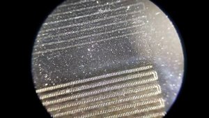 Контроль q-puls, простой пример работы в разных режимах при 90% мощности. Лазерный станок