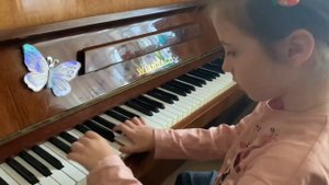 Liza. Упр-е "Длинные арпеджио в Соль мажоре и соль миноре"