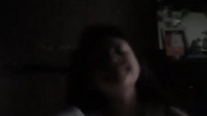 Я одеваюсь в школу.