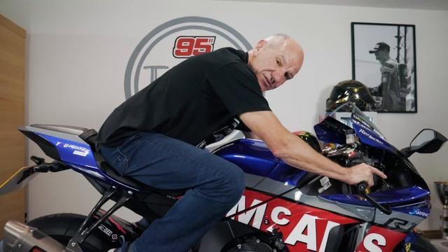 What 10 things do Trackday Pro's ACTUALLY recommend? смотреть онлайн