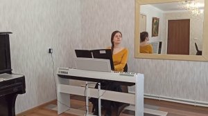 Урок вокала. Распевки на интервалы. Октавы