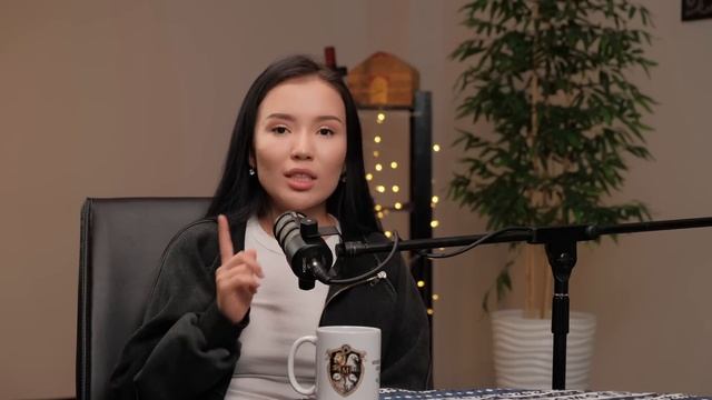 С 0 ДО БИЗНЕС ИМПЕРИИ ЗА 3 ГОДА | Керималиева Дария о своем пути | CONFRONT PODCAST смотреть онлайн