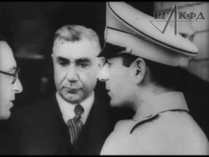 29 ноября 1943 года. Торжественное вручение «Меча Сталинграда» в посольстве СССР в Тегеране.