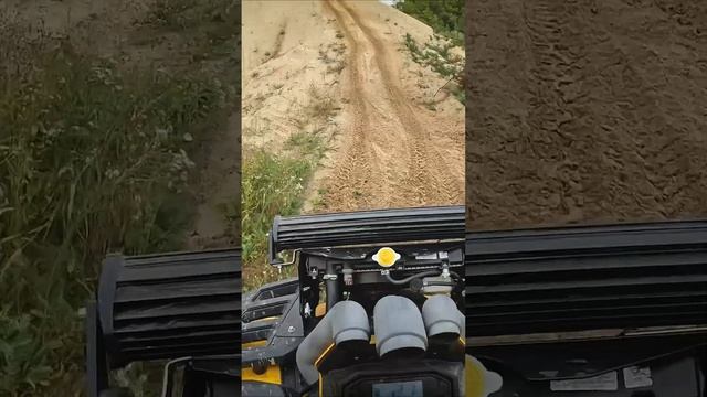 На песчаную гору #atv #квадроциклы #aodes смотреть онлайн