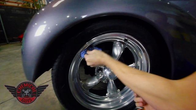 Chevrolet Wheel Polishing - Chemical Guys Vintage Series Car Care смотреть онлайн