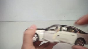 Mercedes MAYBACH S600 металлическая модель 1:24 CHE ZHI со звуком и светом.
