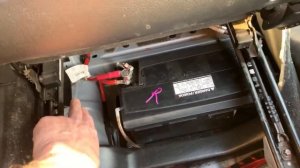 Mercedes R500 or R350 Main Battery Replacement