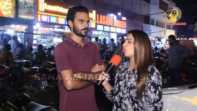 RUSSIA's LUNA 25 MISSION BEAT CHANDRAYAAN-3 ? | PAK PUBLIC REACTION ON INDIA | SANA AMJAD смотреть онлайн