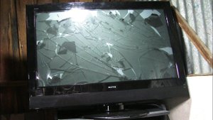 Soniq 42" Plasma TV Destruction