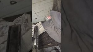 Как снять двухсторонний скотч с пластикового молдинга.