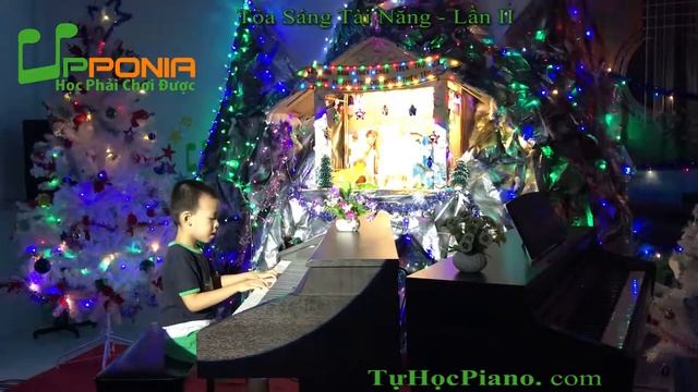Trung tâm âm nhạc Upponia - Sỹ Khiêm - Jingle Bells - Tỏa Sáng Tài Năng Lần 2