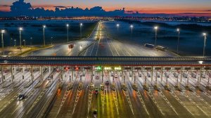 Быстро и удобно: пять лет назад открылось движение по трассе М-11 «Нева»