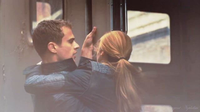 Tris & Four ♥ Fire on Fire смотреть онлайн
