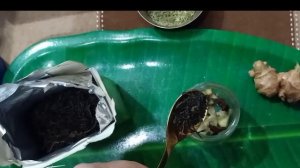 Как приготовить эффективное масло для массажа лица дома.