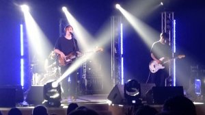 Гитаристы Марата Яруллина исполняют иностранную композицию