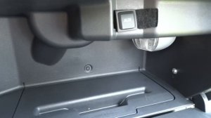 подсветка бардачка за 2 минуты / VW polo sedan