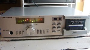+ GRUNDIG CF 5000 HIGH FIDELITY CASSETTE PLAYER +