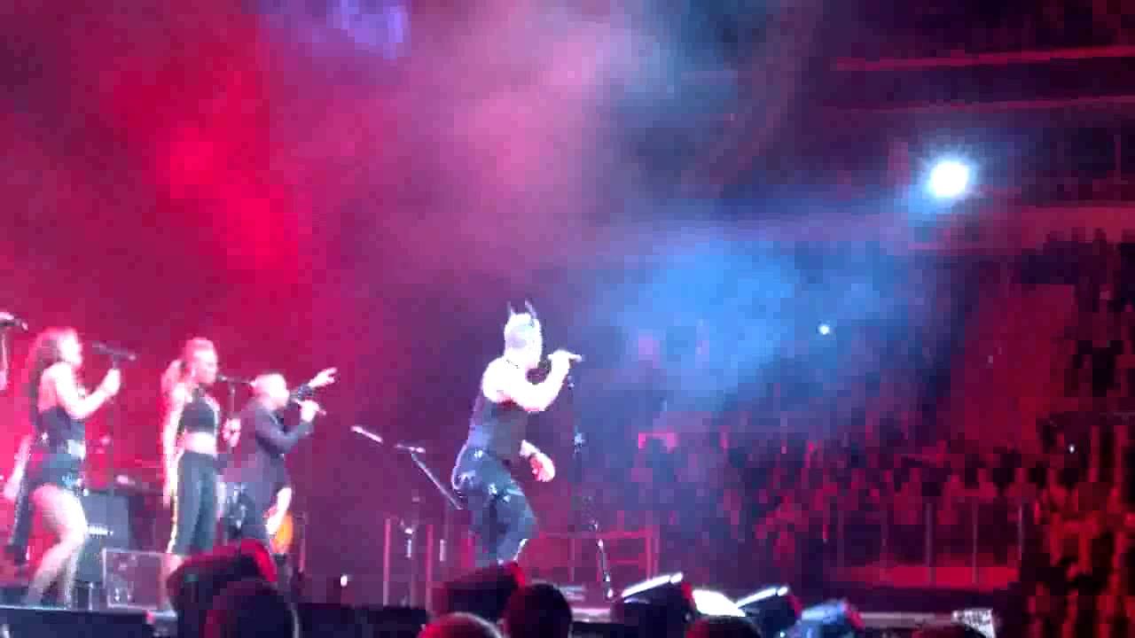 Робби Уильямс (15.04.2015, Минск-Арена) смотреть онлайн