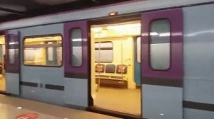 Поезд 81-760А Ока Баклажан на станции Хорошёвская БКЛ