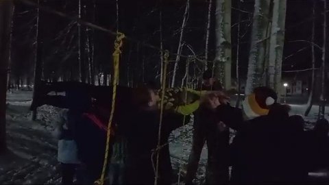 «КАМАЗ» — сплочённая команда! Камазовцы на руках перенесут своих через любые препятствия