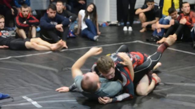 Шумилин Денис 2-ая схватка смотреть онлайн