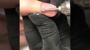 Аппаратный маникюр одной фрезой