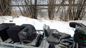 Бывает и такая рыбалка \ Поиск НАЛИМА по опасному льду