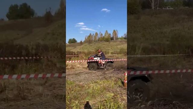 Когда ты на brp можно и в шортах гонять #квадроциклы #atv #brp смотреть онлайн