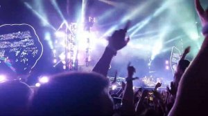 Coldplay - Something just like this (Live 2017 from Paris)