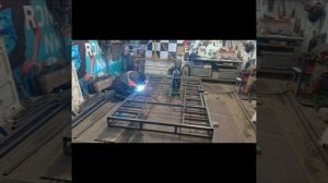 #1 Двухосный прицеп для перевозки автомобиля, двумя руками.  #1.