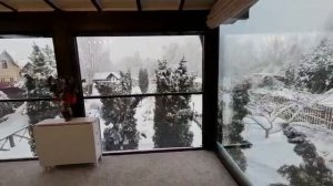 Гильотинные окна с электрообогревом стекол