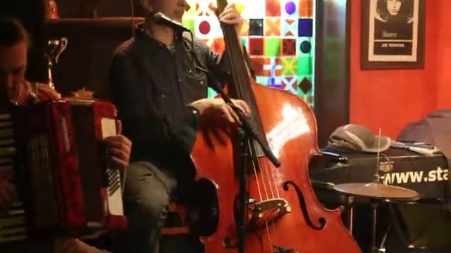 Джанго Зе - Дай (109) Live @ Menthol Club смотреть онлайн