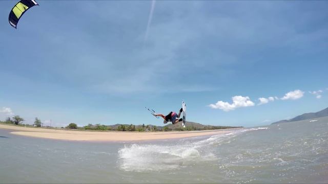 Townsville Xenon Short смотреть онлайн