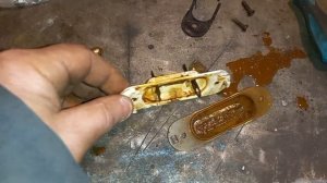 УАЗ Патриот.  ИДЕАЛЬНОЕ РЕШЕНИЕ по замене ламп и плафона подсветки заднего номера.