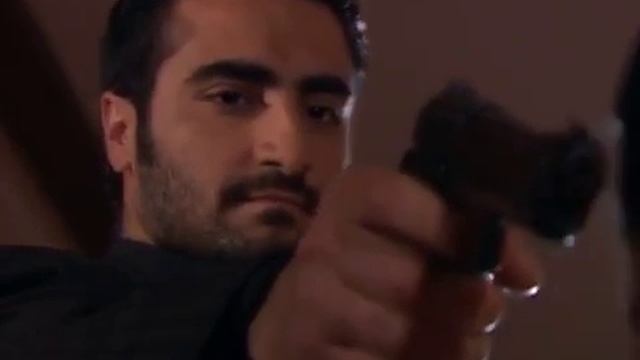 Levent namlunun ucunda - Doktorlar 59. Bölüm смотреть онлайн