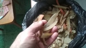 Ферментируем кухонные отходы червям на корм часть 2